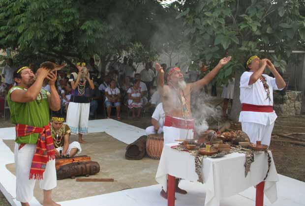 FIESTAS PATRONALES EN LAS COMUNIDADES MAYAS image