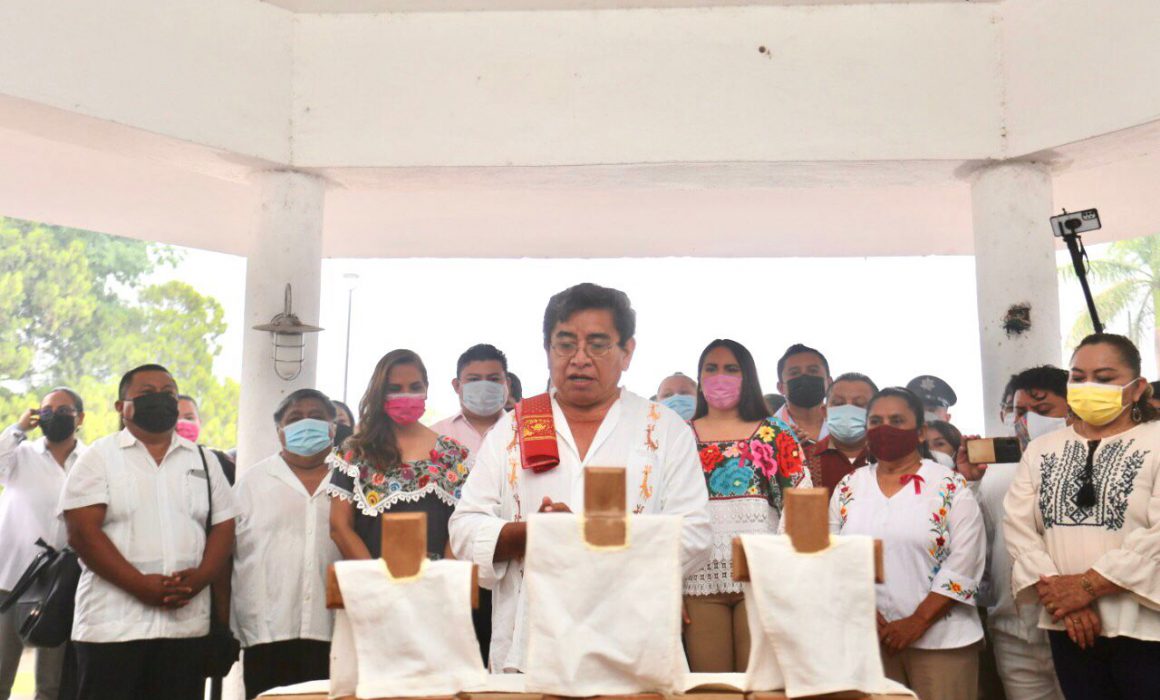 FIESTA LAS TRES CRUCES image