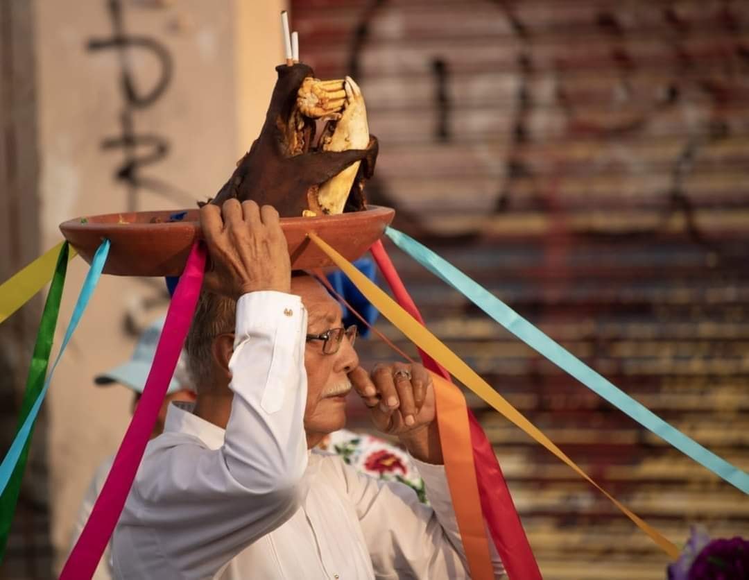 BAILE DE LA CABEZA DE COCHINO. image