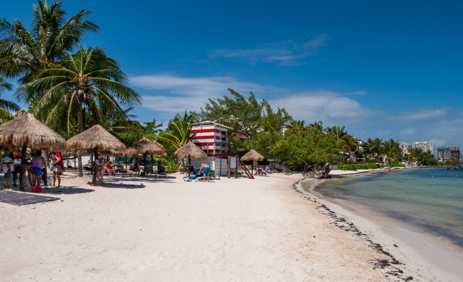 Playa Las Perlas image